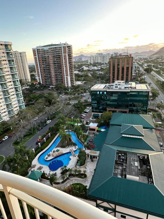 Flat Com Vista Panoramica -15- Na Barra Da Tijuca - Estacionamento Gratuito - Frigobar - Ar Condicionado - Piscina - Academia - Balsa Para Praia Gratis - Varanda - Vista Parcial Mar E Lagoa Rio de Janeiro Exteriér fotografie